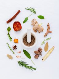 The Importance of Stocking a Natural Medicine Cabinet